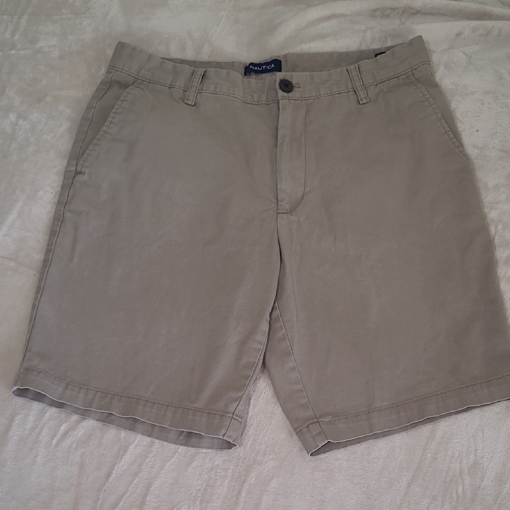Nautica Men's Tan Shorts